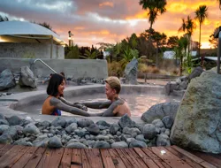 Hell's Gate Mud Bath & Spas